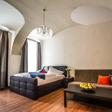 4bdr Historical Spirit By Ruterra Apartment Prague