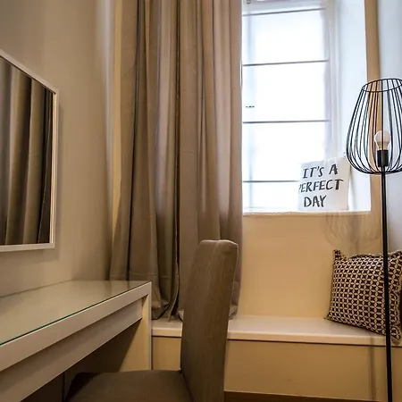 4bdr Historical Spirit By Ruterra * Prague