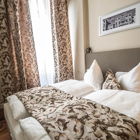 4bdr Historical Spirit By Ruterra Apartment