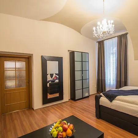 Apartament 4bdr Historical Spirit By Ruterra